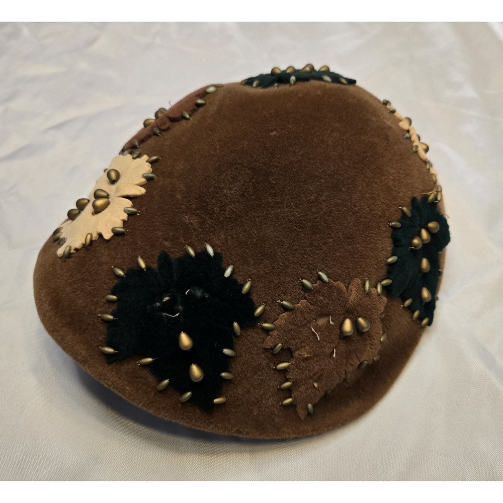 Vintage Corona Italian Alpine Tyrolean Felt Hat Acorn Stud Appliqué Size 57
